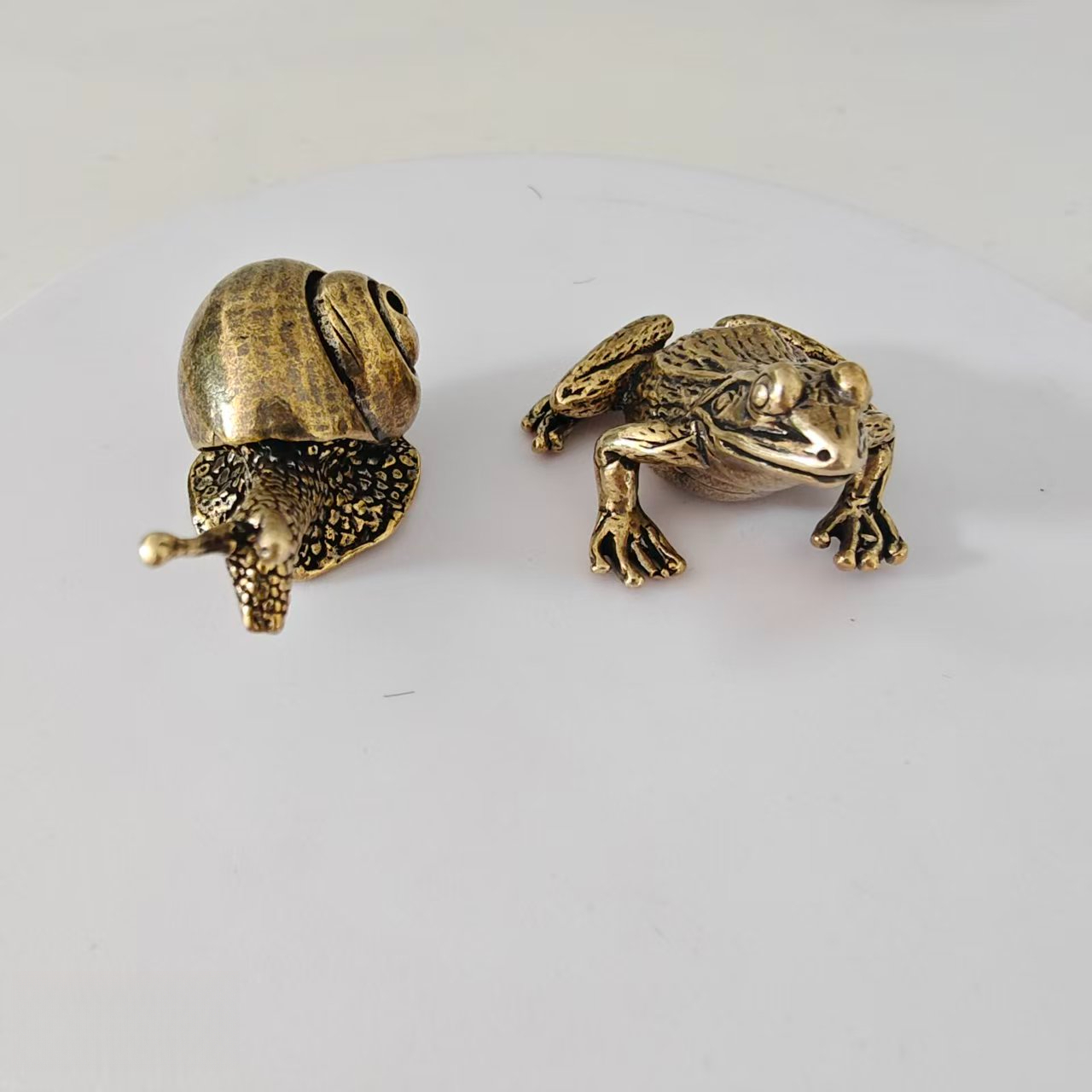 2 pieces of brass frog and sna - Aquarium Fish Types 评论和价格